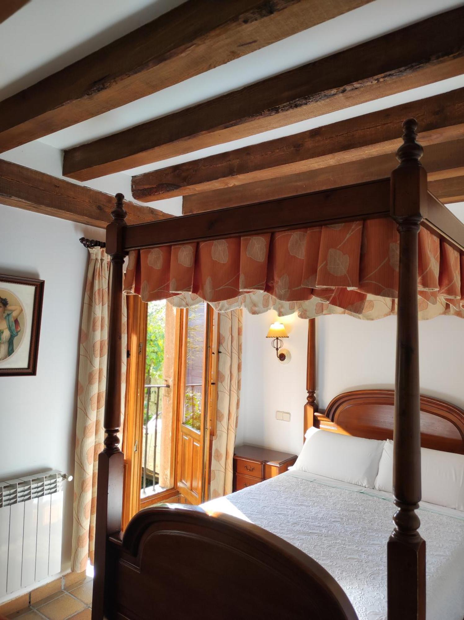 Hostal Posada La Panadera Sepúlveda Zewnętrze zdjęcie