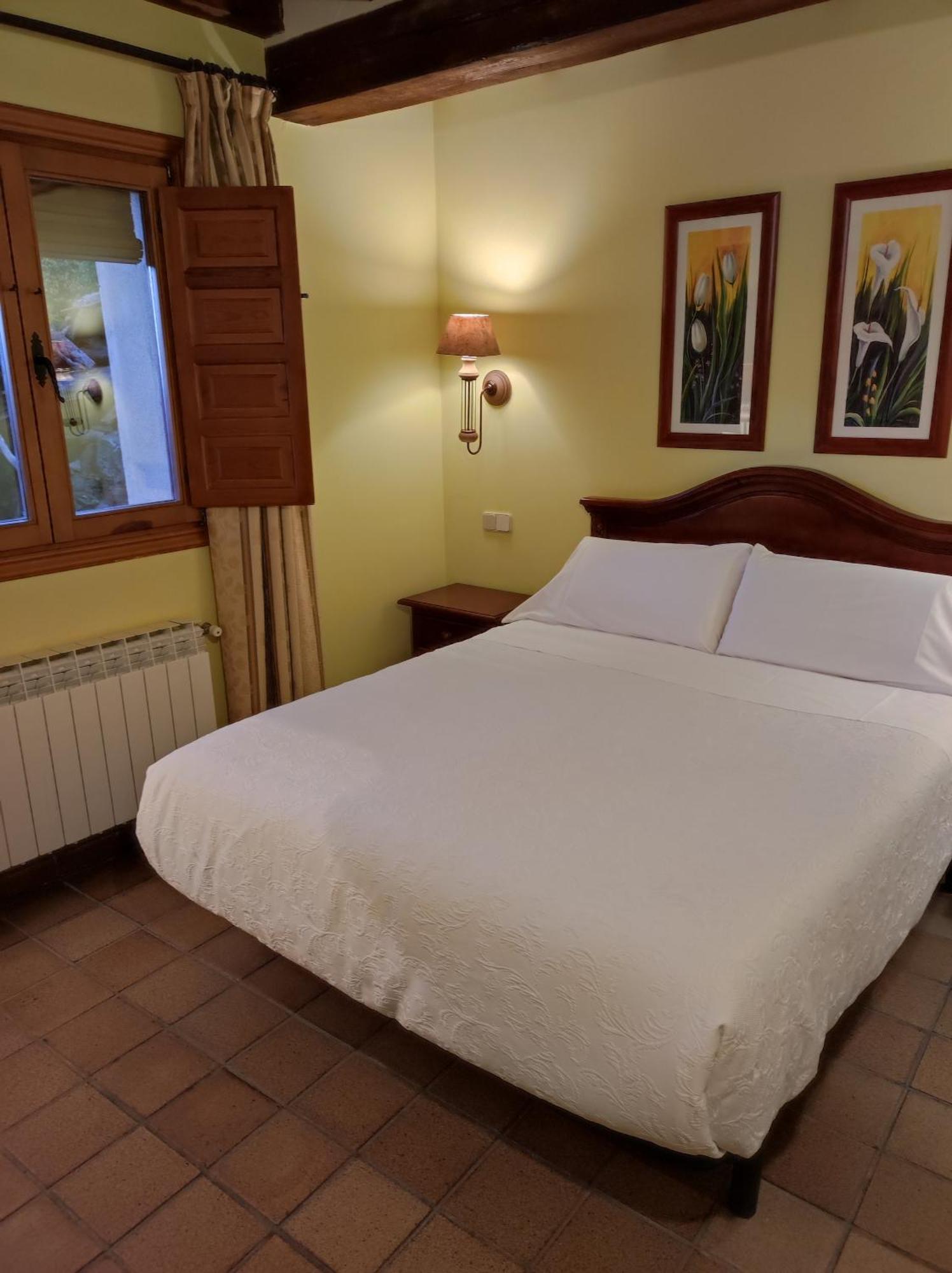 Hostal Posada La Panadera Sepúlveda Zewnętrze zdjęcie
