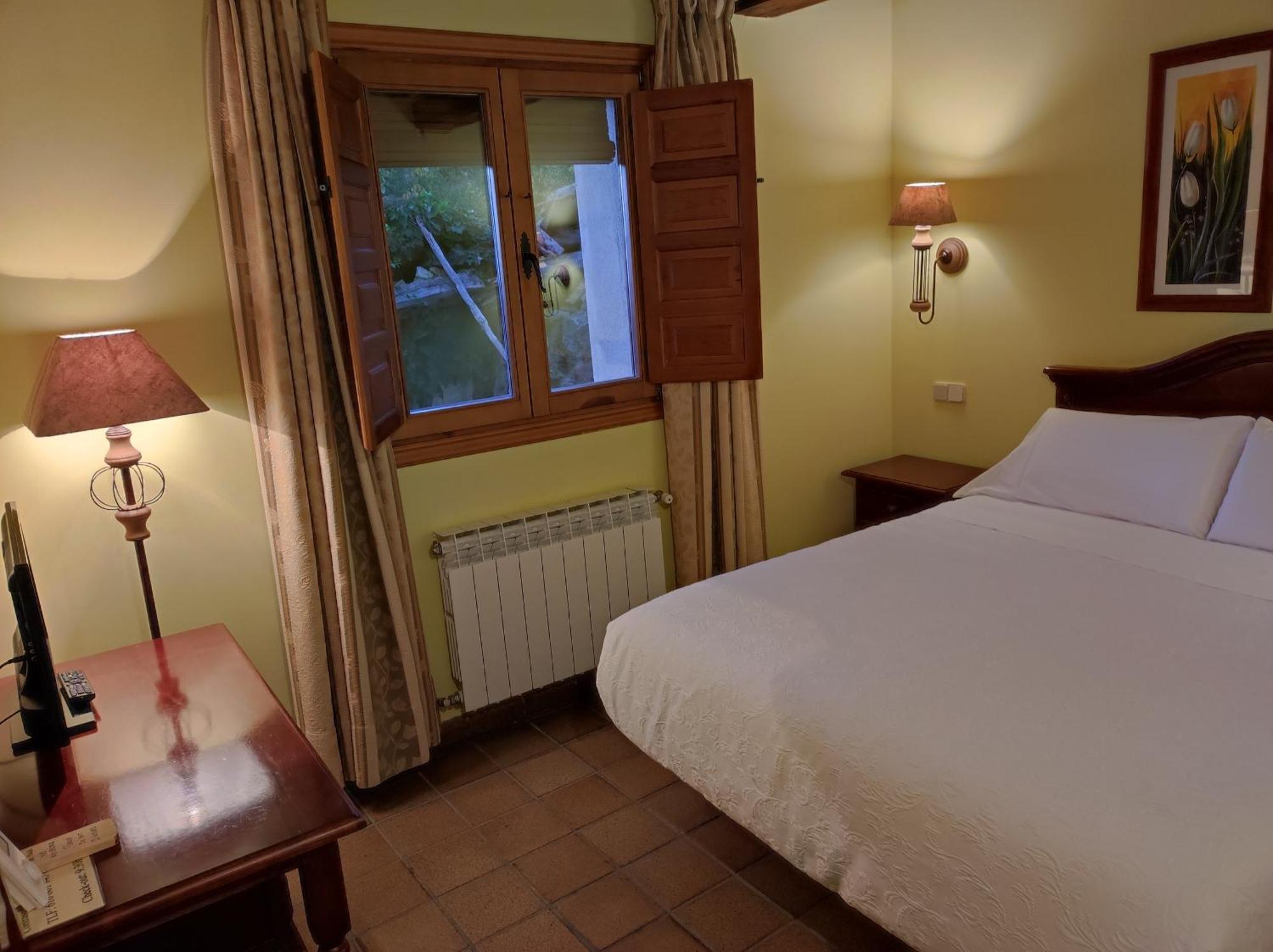 Hostal Posada La Panadera Sepúlveda Zewnętrze zdjęcie