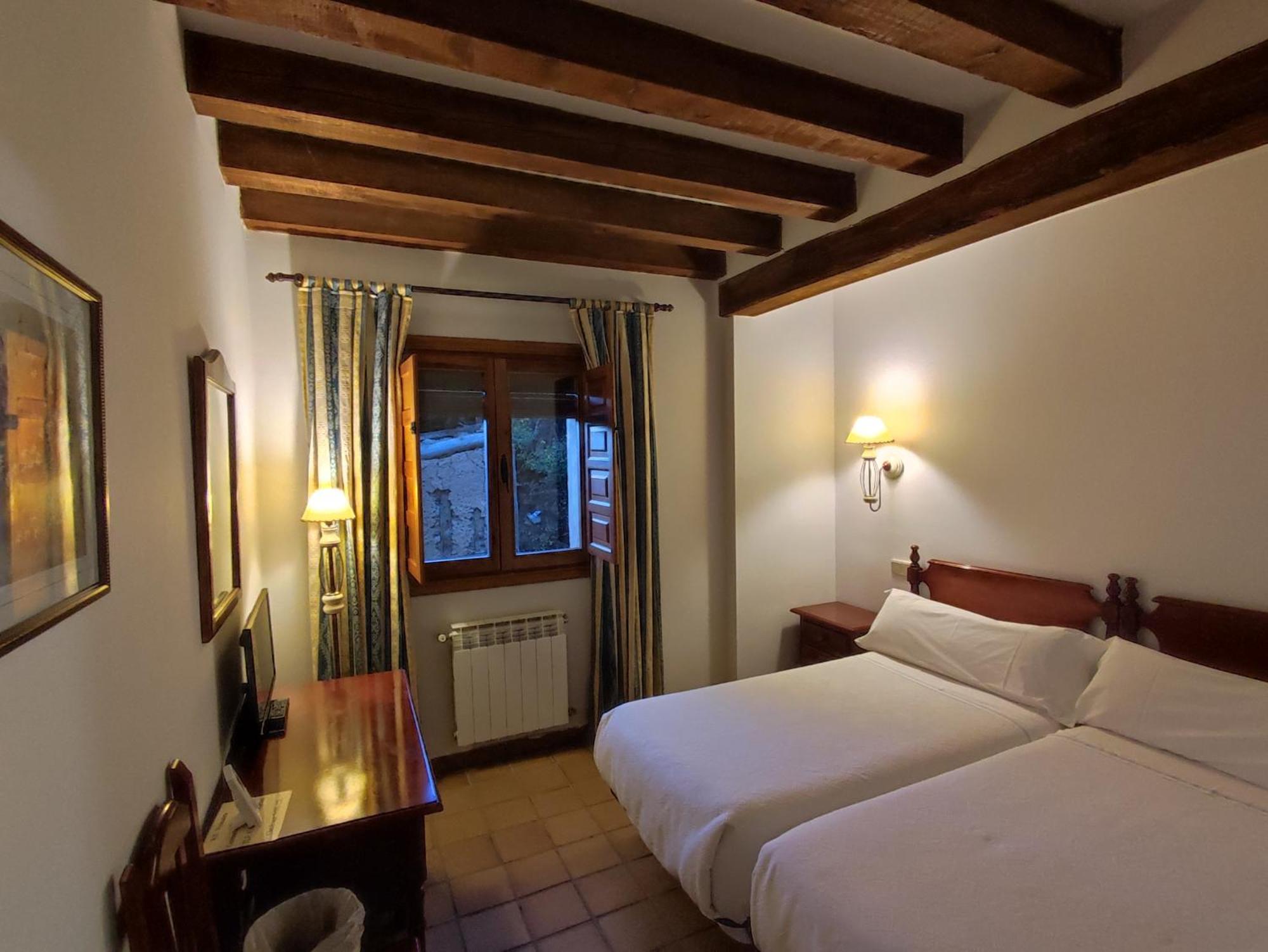Hostal Posada La Panadera Sepúlveda Zewnętrze zdjęcie