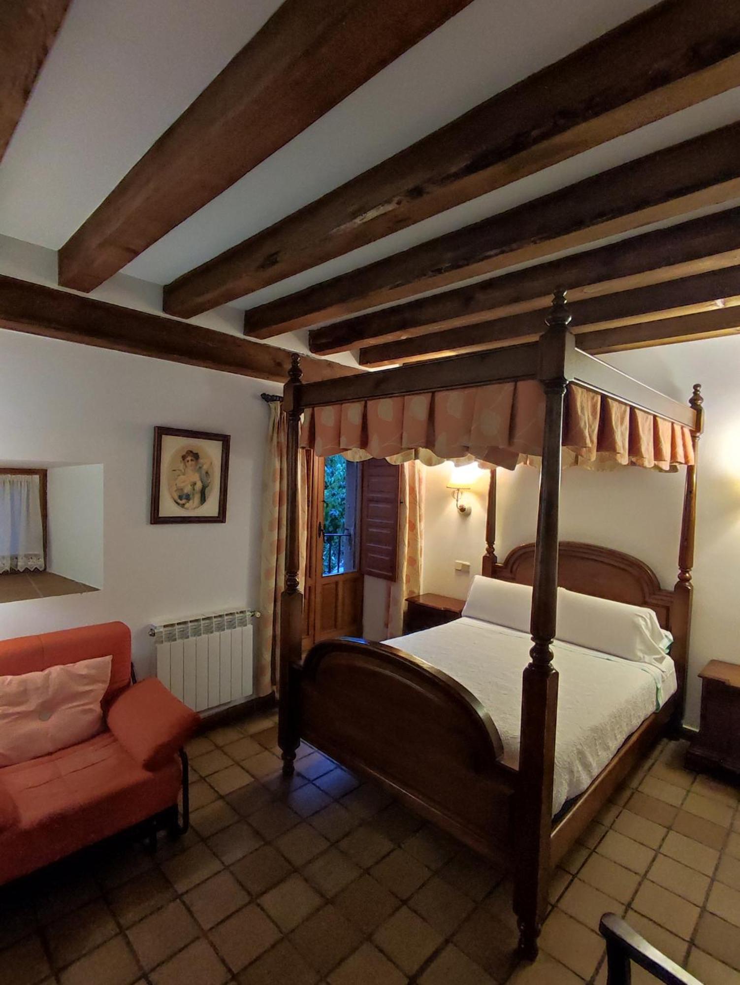 Hostal Posada La Panadera Sepúlveda Zewnętrze zdjęcie